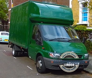 Ilford-green-rubbish-truck