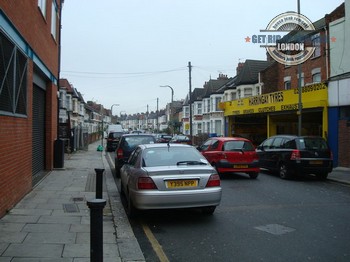 Domestic rubbish disposal in Harringay